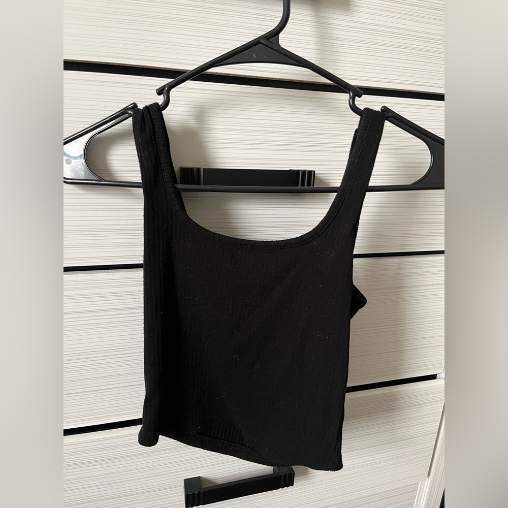 Ribbed Black Tank top